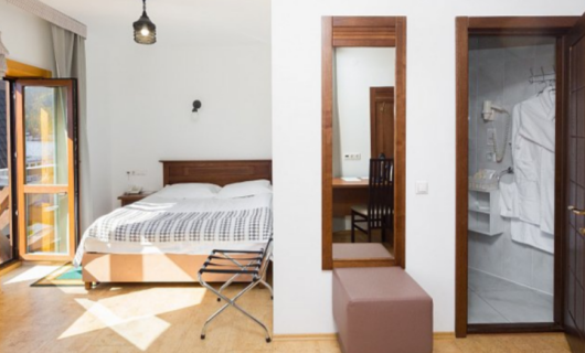 2-х местный Стандарт + с балконом и видом на Байкал