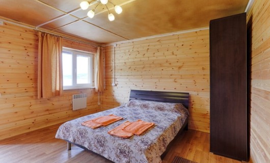 Двухместный номер класса люкс с индивидуальным входом и видом на Байкал