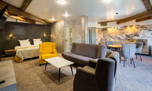 Люкс с кухней и обеденной зоной DBL/TWIN