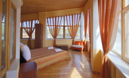 Коттедж VIP на восемь человек