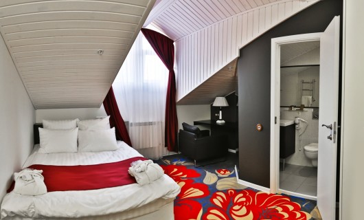 Стандарт двухместный мансарда одноместное/двухместное размещение