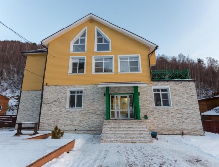 LARCH  boutique hotel