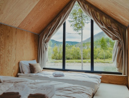 KHAN Glamping Goloustnoye