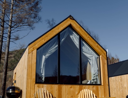 KHAN Glamping Goloustnoye
