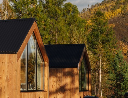 KHAN Glamping Goloustnoye