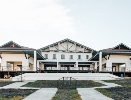 Отель "Бухта Ая"